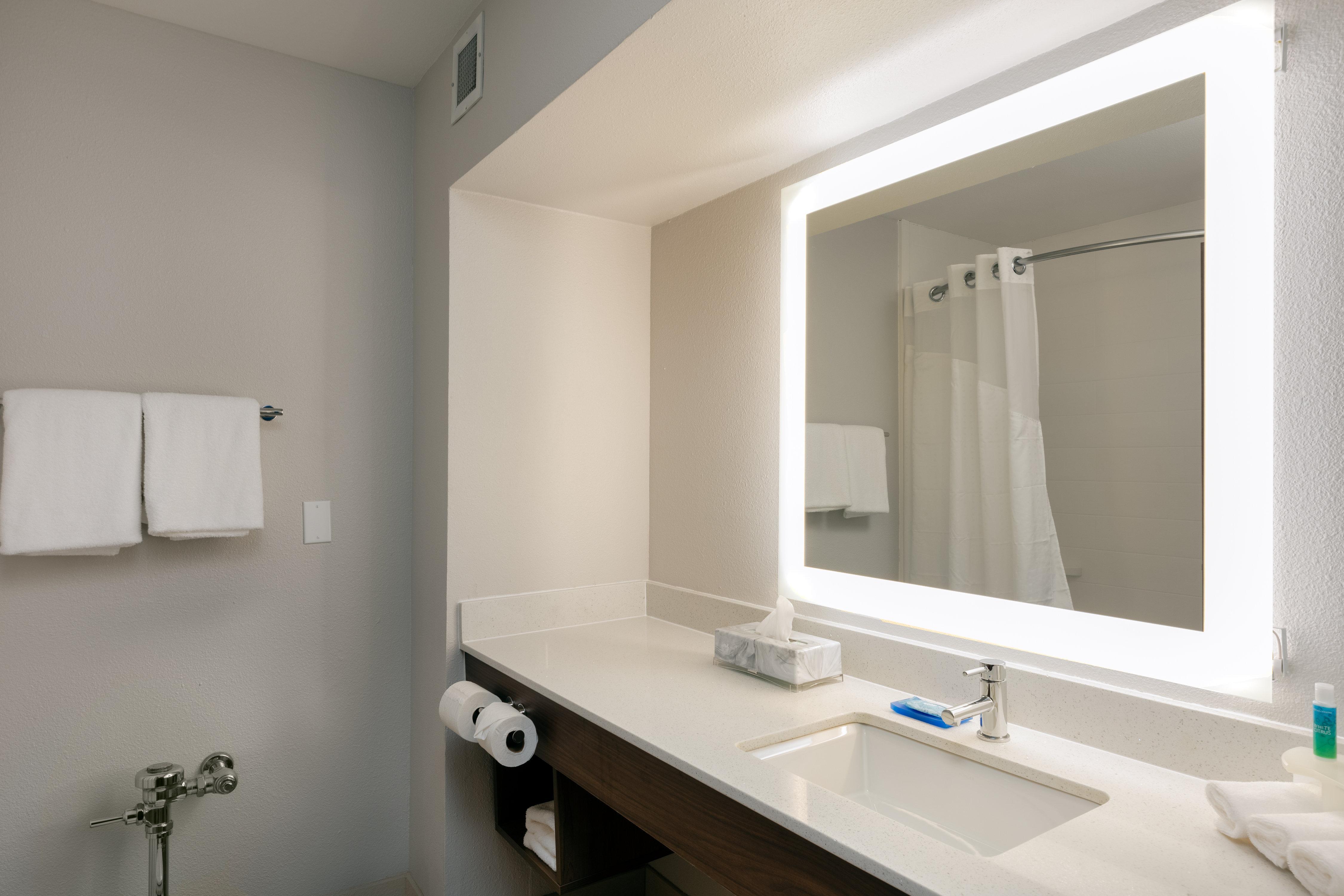 Holiday Inn Express & Suites Milton East I-10 By Ihg Ngoại thất bức ảnh