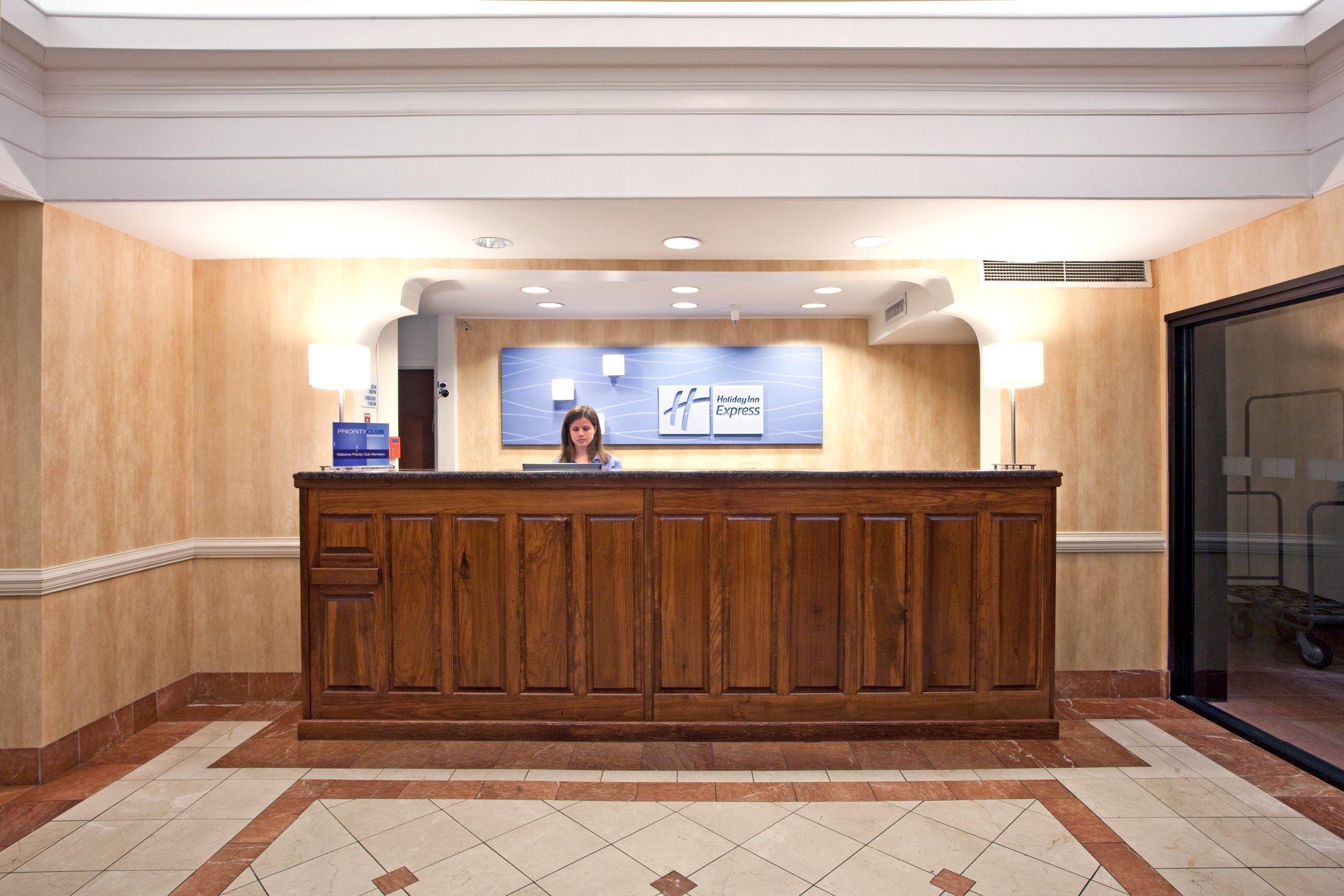 Holiday Inn Express & Suites Milton East I-10 By Ihg Ngoại thất bức ảnh