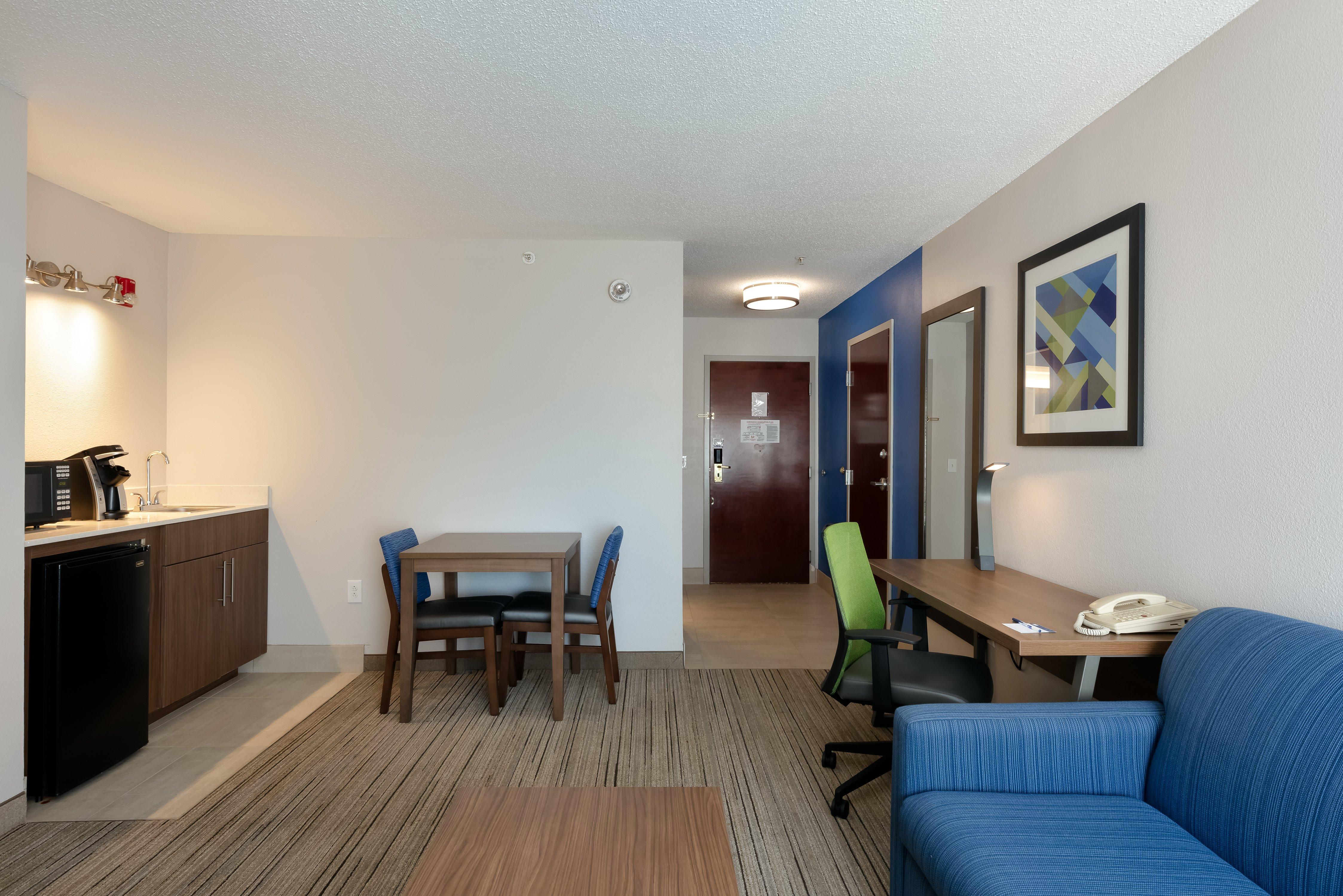 Holiday Inn Express & Suites Milton East I-10 By Ihg Ngoại thất bức ảnh