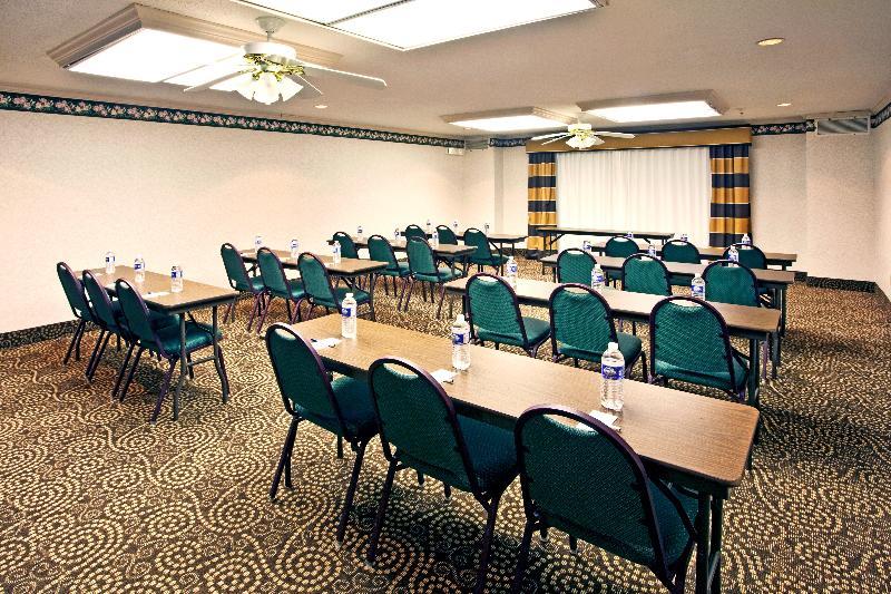 Holiday Inn Express & Suites Milton East I-10 By Ihg Ngoại thất bức ảnh